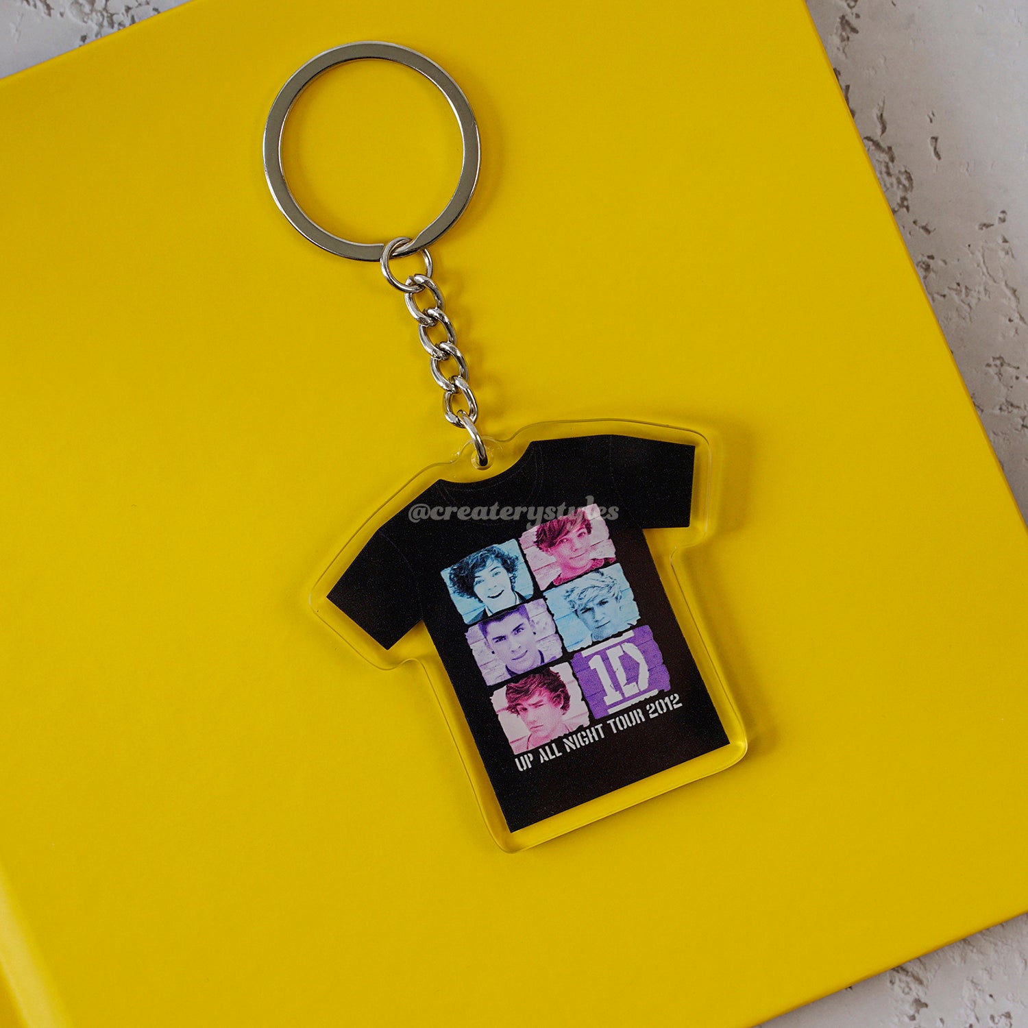 One Direction Up All Night T Shirt Keychain/Keychain Shaker