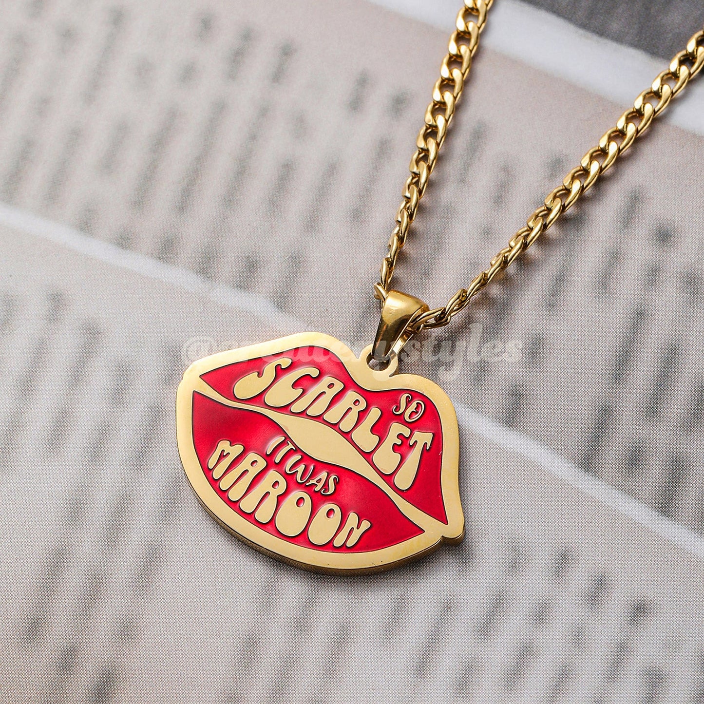 18K Gold Plated Necklace Maroon Lips